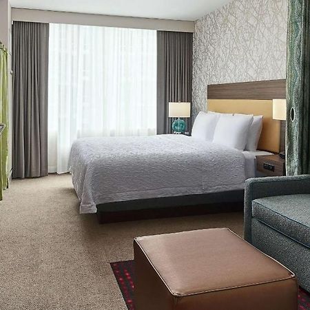 Home2 Suites By Hilton Chicago Mccormick Place Экстерьер фото